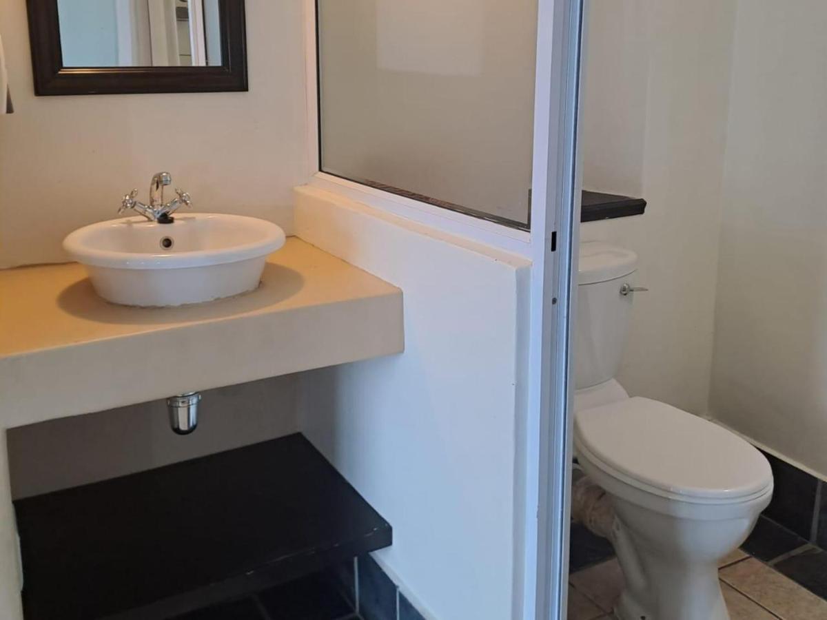 Green Door Guest House Mossel Bay Ruang foto